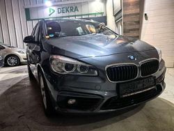 Grau Gebraucht 2015 BMW 218 Active Tourer Sport Line Van / Kleinbus | 15.000 € (Fairer Preis)