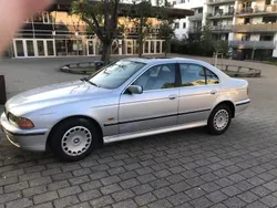 Silber Gebraucht 1999 BMW 520 Limousine | 3.600 € (Fairer Preis)