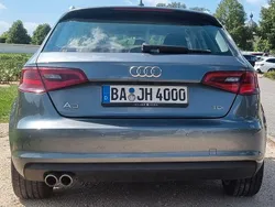 Grau Gebraucht 2013 Audi A3 Sportback Ambition Limousine | 8.500 € (Guter Preis)