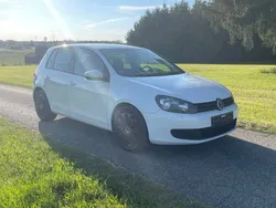 Weiß Gebraucht 2009 VW Golf VI Limousine | 3.900 € (Fairer Preis)