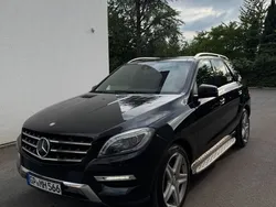 Schwarz Gebraucht 2012 Mercedes ML350 SUV | 19.600 € (Fairer Preis)