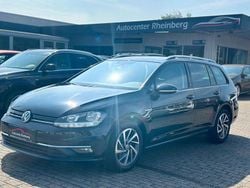 Schwarz Gebraucht 2018 VW Golf VII Sound Kombi | 11.900 €