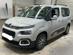Weiß Gebraucht 2018 Citroën Berlingo Feel Van / Kleinbus | 12.698 € (Fairer Preis)