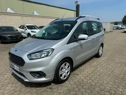 Silber Gebraucht 2019 Ford Tourneo Courier Trend Van / Kleinbus | 15.450 € (Fairer Preis)