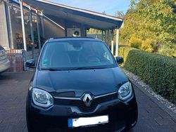 Schwarz Gebraucht 2021 Renault Twingo SE Kleinwagen | 10.900 € (Fairer Preis)