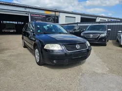 Schwarz Gebraucht 2005 VW Passat Basis Kombi | 2.300 € (Fairer Preis)
