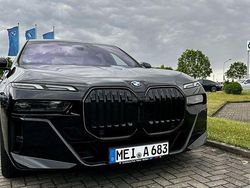 Schwarz Gebraucht 2024 BMW 740 Efficient Dynamics Limousine | 98.869 €