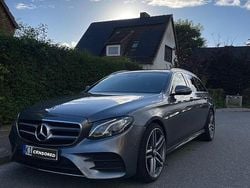 Grau Gebraucht 2017 Mercedes 220 Kombi | 21.000 € (Fairer Preis)