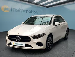 Weiß Gebraucht 2024 Mercedes A180 Limousine | 28.699 € (Fairer Preis)