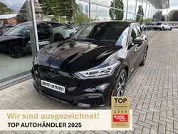 Iridiumschwarz metallic Gebraucht 2024 Ford Mustang Mach-E Premium SUV | 39.995 € (Fairer Preis)