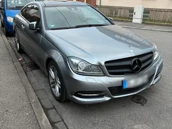 Grau Gebraucht 2012 Mercedes C250 Coupé | 11.900 € (Fairer Preis)
