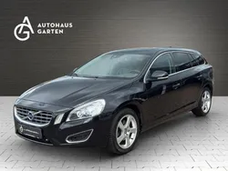 Schwarz Gebraucht 2010 Volvo V60 Summum Kombi | 4.950 € (Superpreis)