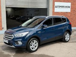 Blau Gebraucht 2019 Ford Kuga Cool & Connect SUV | 11.999 € (Guter Preis)