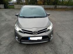 Beige Gebraucht 2014 Toyota Verso Life Van / Kleinbus | 6.500 € (Guter Preis)