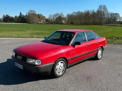 Rot Gebraucht 1988 Audi 80 Limousine | 2.100 €