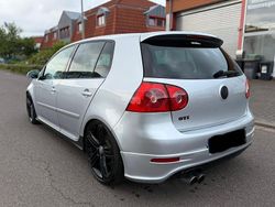 Rot Gebraucht 2006 VW Golf V GTI Limousine | 5.900 €