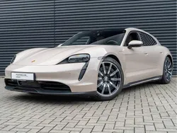 Beige Gebraucht 2023 Porsche Taycan Sport Turismo Limousine | 66.900 € (Superpreis)