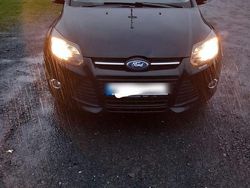 Schwarz Gebraucht 2014 Ford Focus Trend Kombi | 4.500 € (Fairer Preis)