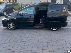Schwarz Gebraucht 2009 Mazda 5 Van / Kleinbus | 2.000 € (Guter Preis)