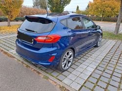 Blau Gebraucht 2018 Ford Fiesta ST-Line Kleinwagen | 12.300 € (Fairer Preis)
