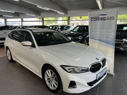 Mineralweiss Gebraucht 2023 BMW 318 Sport Line Kombi | 31.950 € (Fairer Preis)