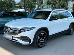 Weiß Gebraucht 2023 Mercedes EQB300 AMG line SUV | 37.999 € (Fairer Preis)