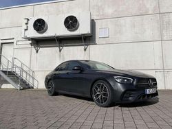 Gebraucht 2022 Mercedes E220 AMG line Limousine | 41.450 € (Teuer)