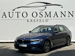 Phytonicblau metallic Gebraucht 2021 BMW 530e Sport Line Kombi | 27.950 € (Superpreis)