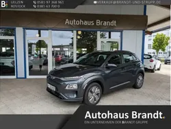 Dark knight / mic Gebraucht 2021 Hyundai Kona Basis SUV | 17.490 € (Guter Preis)