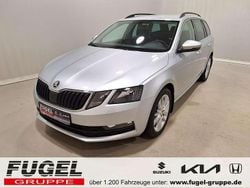 Brilliantsilber metallic Gebraucht 2020 Skoda Octavia Ambition Kombi | 18.999 € (Superpreis)