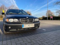Schwarz Gebraucht 2004 BMW 320 Lifestyle Kombi | 1.750 € (Superpreis)