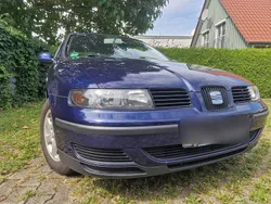 Blau Gebraucht 2001 Seat Leon Stella Limousine | 1.299 € (Fairer Preis)