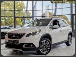 Weiß Gebraucht 2018 Peugeot 2008 Allure SUV | 10.990 € (Fairer Preis)