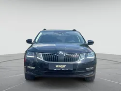 Schwarzmagic perleffekt Gebraucht 2019 Skoda Octavia Soleil Kombi | 19.950 € (Fairer Preis)