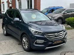 Blau Gebraucht 2016 Hyundai Santa Fe Style SUV | 14.750 € (Fairer Preis)