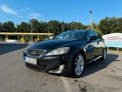 Schwarz Gebraucht 2006 Lexus IS220d Limousine | 4.500 € (Fairer Preis)