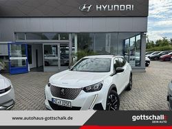 Weiß Gebraucht 2023 Peugeot e-2008 Allure SUV | 20.990 € (Fairer Preis)