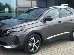 Platinum grau Gebraucht 2023 Peugeot 3008 GT SUV | 26.200 € (Guter Preis)