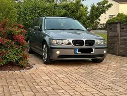 Grau Gebraucht 2005 BMW 325 Kombi | 2.200 € (Superpreis)