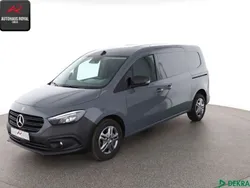 Grau Gebraucht 2024 Mercedes Citan 113 Limousine | 28.670 € (Etwas zu teuer)