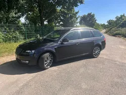 Schwarz Gebraucht 2014 Skoda Octavia LAURIN & KLEMENT Kombi | 11.000 € (Fairer Preis)
