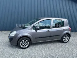 Grau Gebraucht 2012 Renault Modus Van / Kleinbus | 4.450 € (Etwas zu teuer)
