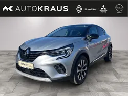 Silber Gebraucht 2023 Renault Captur Techno SUV | 26.980 € (Teuer)