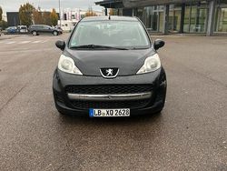 Schwarz Gebraucht 2011 Peugeot 107 Filou Kleinwagen | 2.300 € (Fairer Preis)