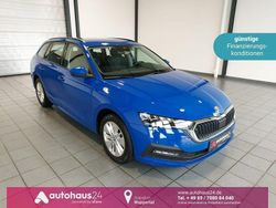 Blau Gebraucht 2022 Skoda Octavia Ambition Kombi | 16.770 € (Guter Preis)