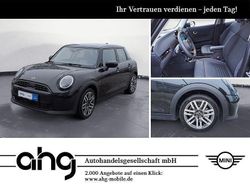 Schwarz Gebraucht 2024 Mini Cooper Favoured Kleinwagen | 29.360 € (Fairer Preis)