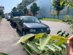 Schwarz Gebraucht 2001 VW Golf IV Kleinwagen | 1.200 € (Guter Preis)