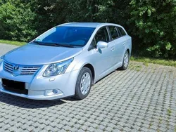 Grau Gebraucht 2010 Toyota Avensis Kombi | 9.400 € (Fairer Preis)