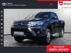Grau Gebraucht 2018 Toyota HiLux Comfort Abholung | 30.980 € (Etwas zu teuer)
