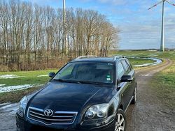 Schwarz Gebraucht 2008 Toyota Avensis Kombi | 3.399 € (Etwas zu teuer)